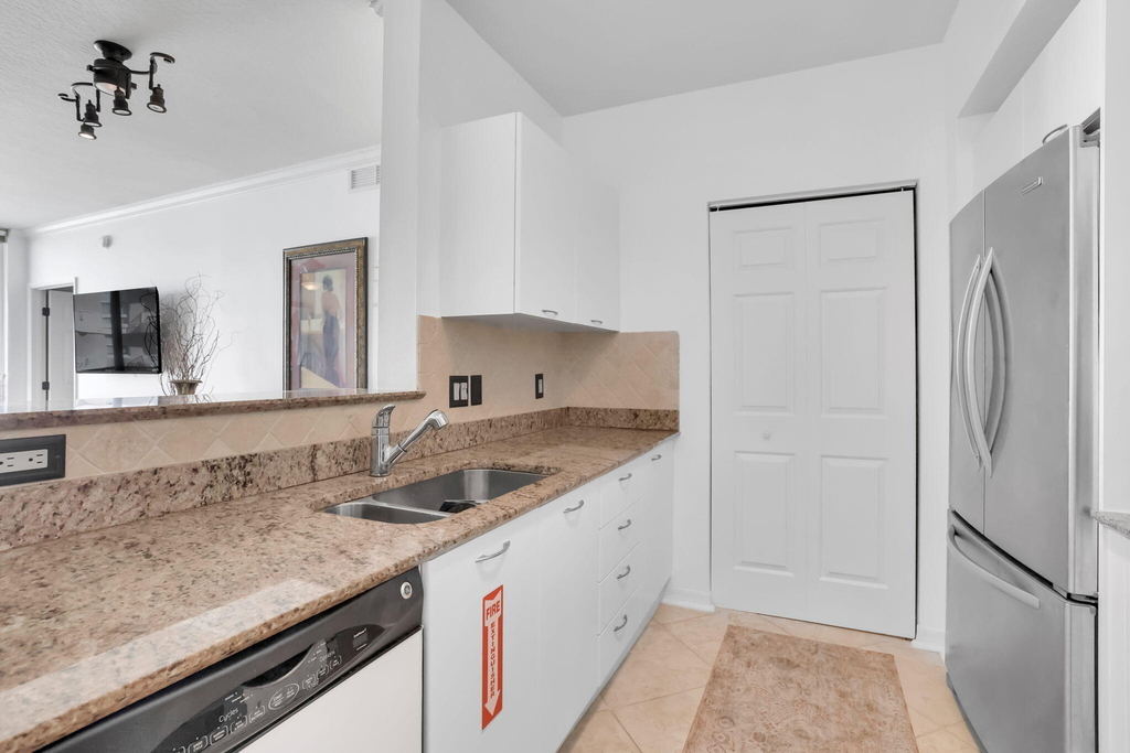 625 Casa Loma Boulevard - Photo 7