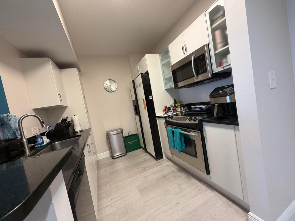 2775 Ne 187th Street - Photo 4
