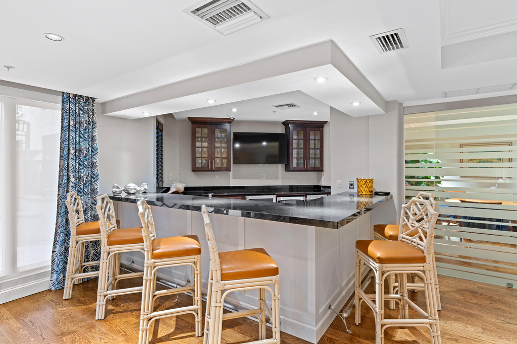 801 S Olive Avenue - Photo 9