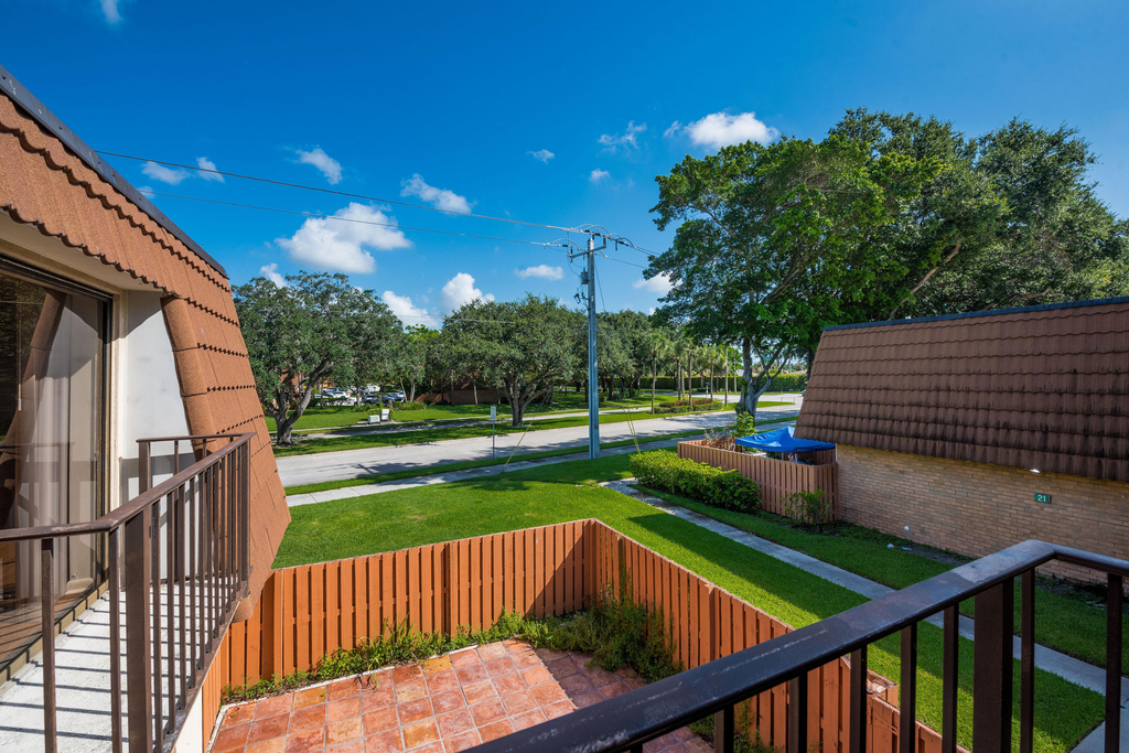 185 Charter Way - Photo 22