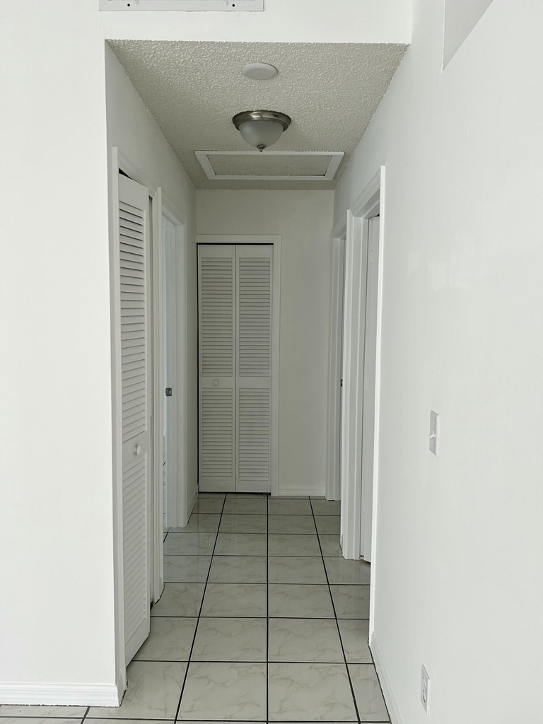 367 Sw Donna Terrace - Photo 9
