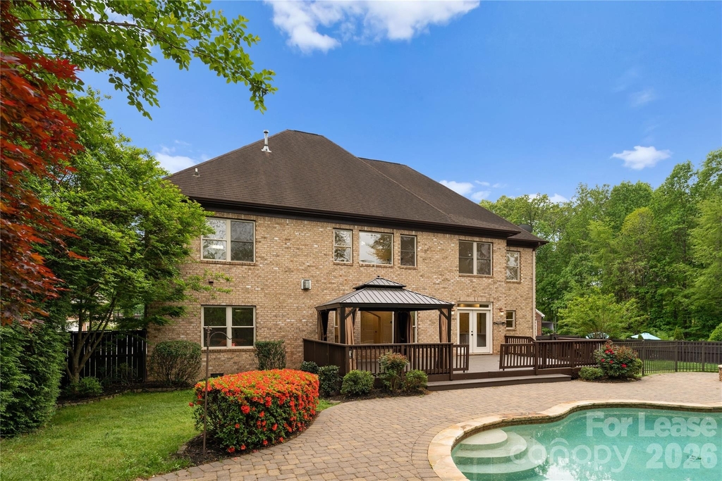 7307 Roseland Avenue - Photo 45
