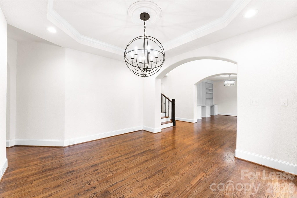 7307 Roseland Avenue - Photo 21