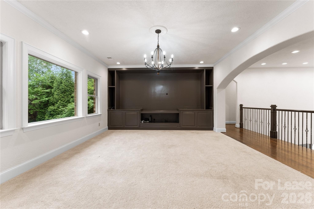 7307 Roseland Avenue - Photo 25