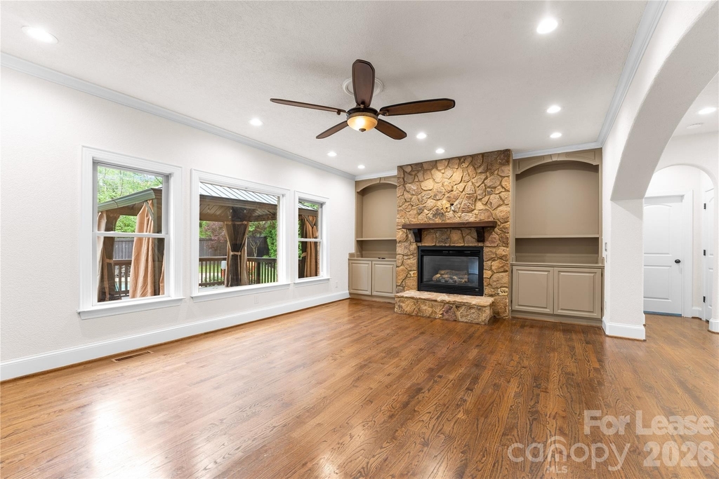 7307 Roseland Avenue - Photo 14