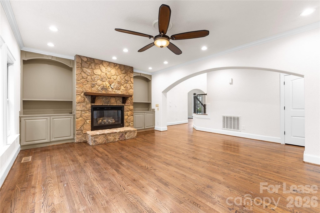 7307 Roseland Avenue - Photo 15