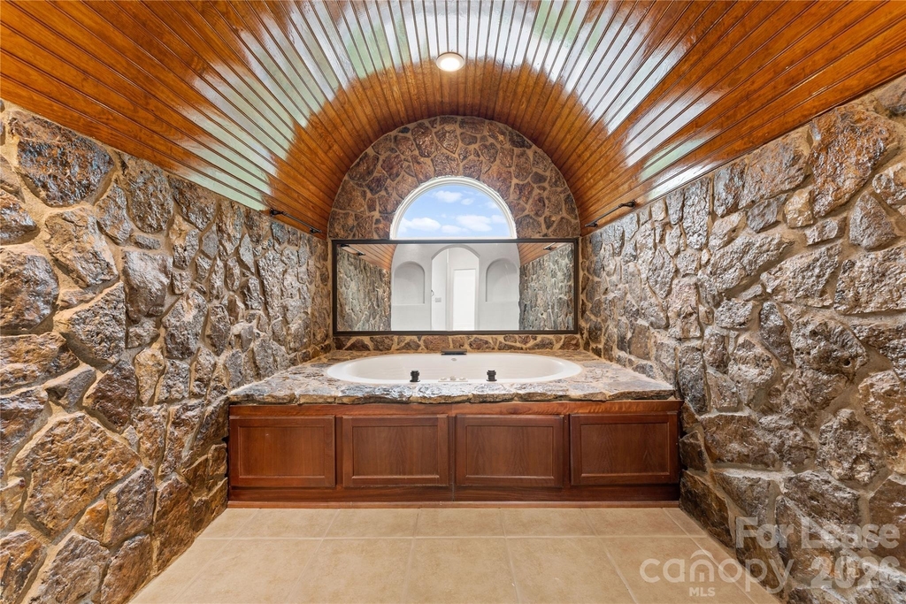 7307 Roseland Avenue - Photo 31