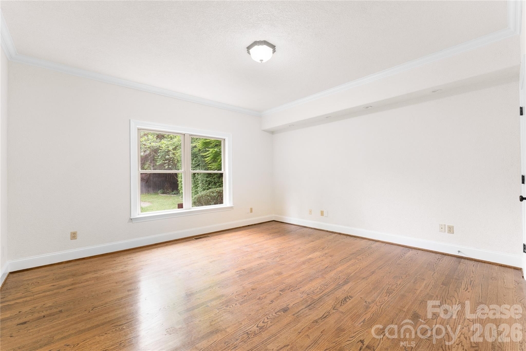 7307 Roseland Avenue - Photo 16