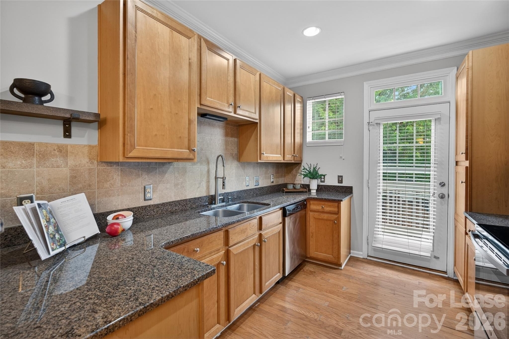1508 Walnut View Drive - Photo 6