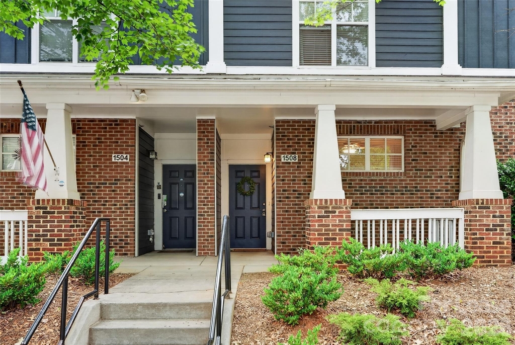 1508 Walnut View Drive - Photo 1