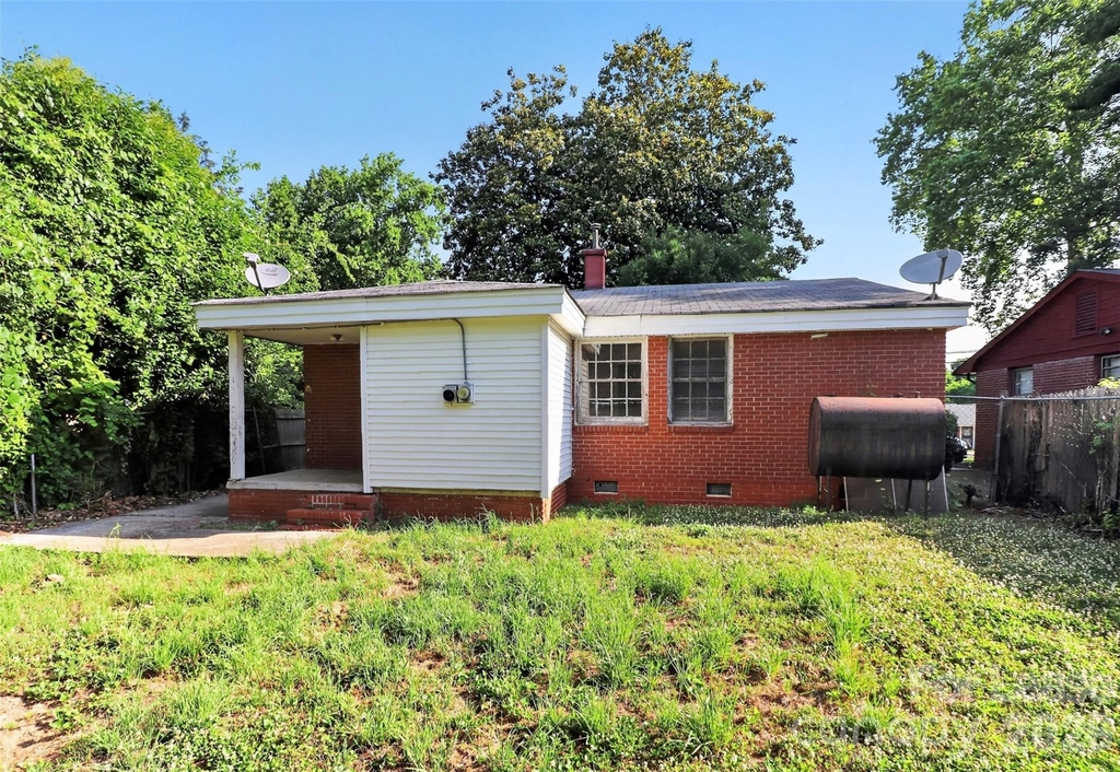 1813 Lasalle Street - Photo 15