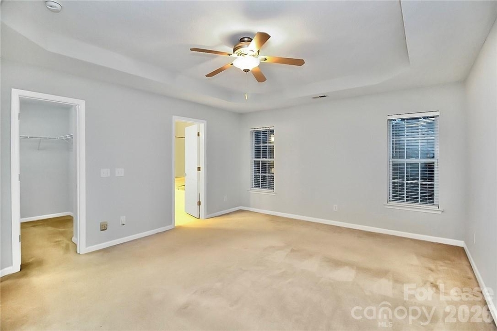10938 Sedgemoor Lane - Photo 21