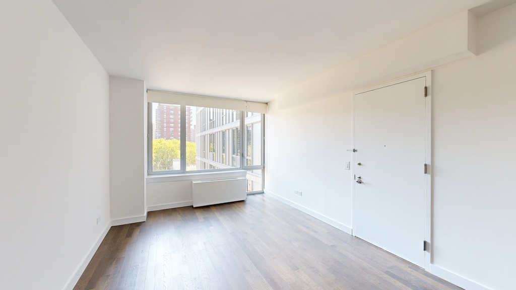 808 Columbus Ave - Photo 2