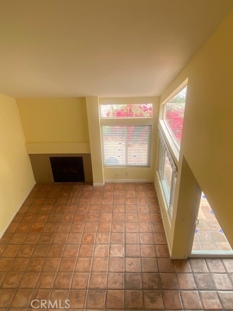 156 Stanford Court - Photo 5