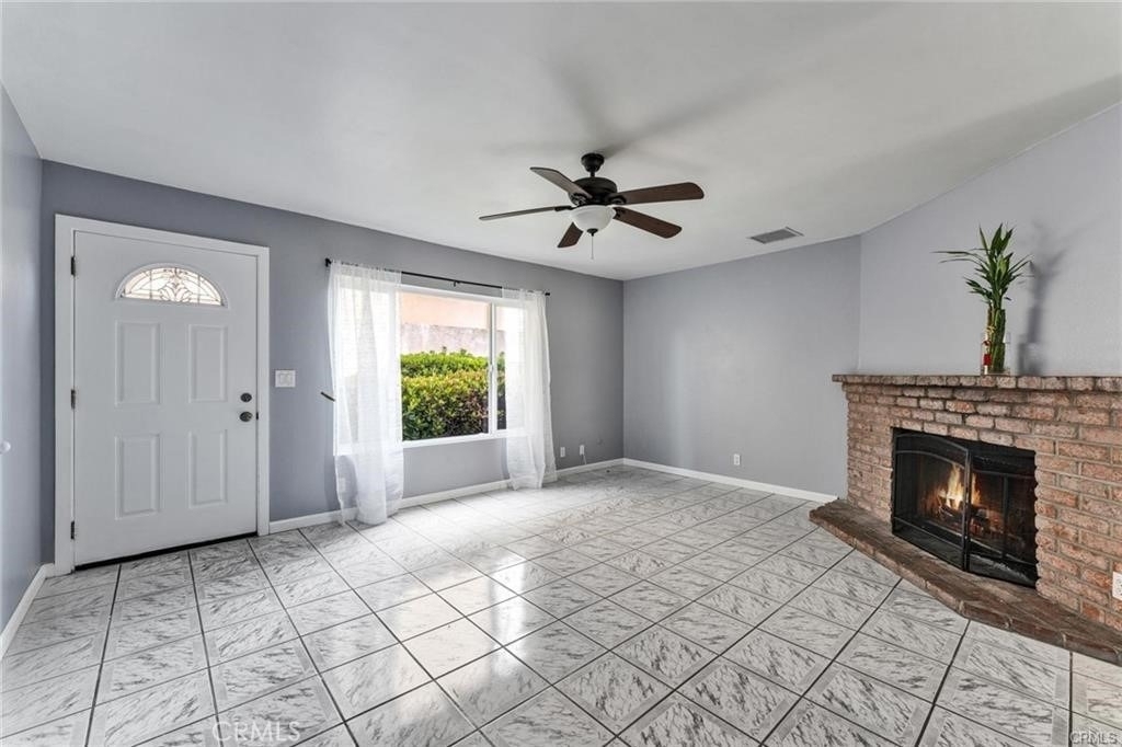 5372 Clairemont Mesa Blvd - Photo 3