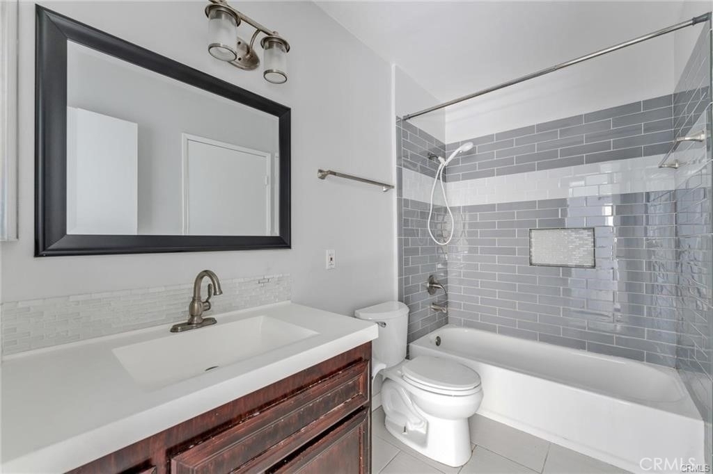 5372 Clairemont Mesa Blvd - Photo 15