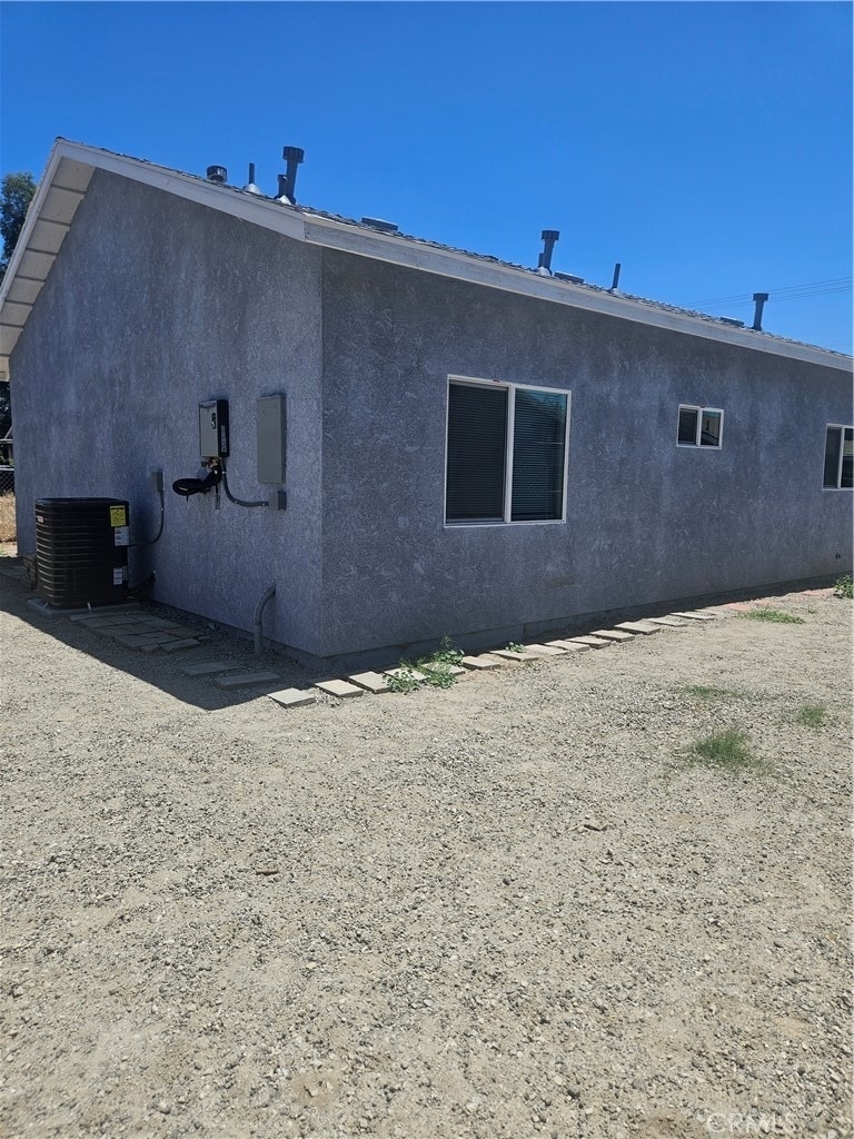 710 E. Whittier Ave - Photo 14