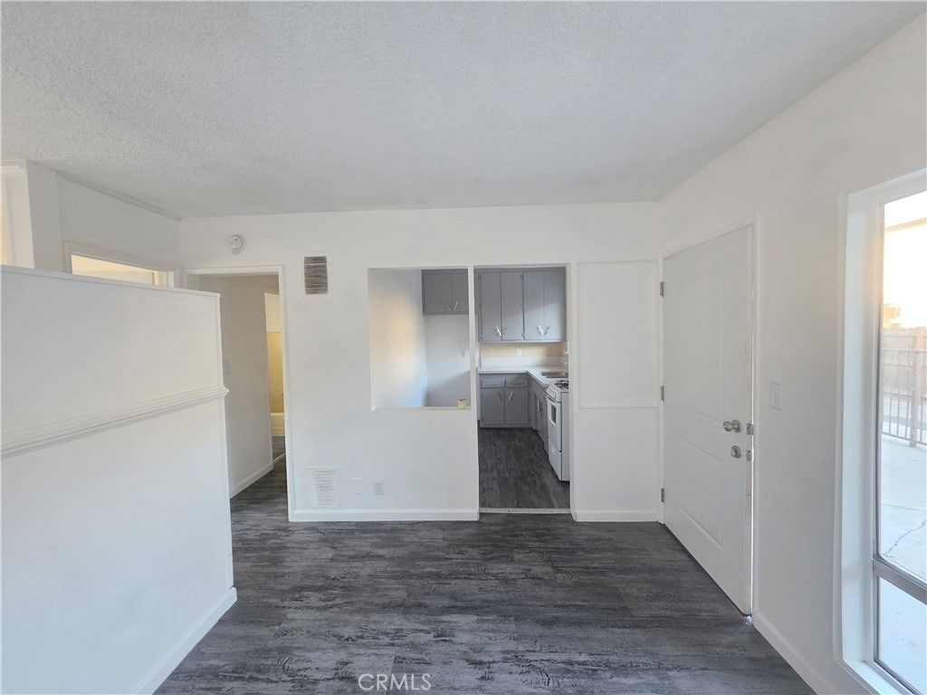 6018 Hazelhurst - Photo 9