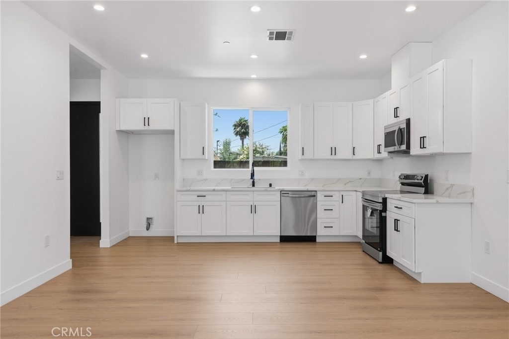 7645 Melvin Avenue - Photo 5