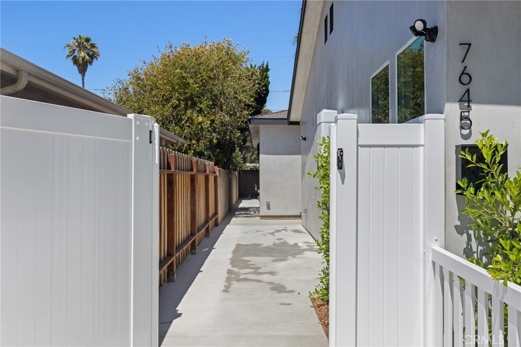 7645 Melvin Avenue - Photo 1
