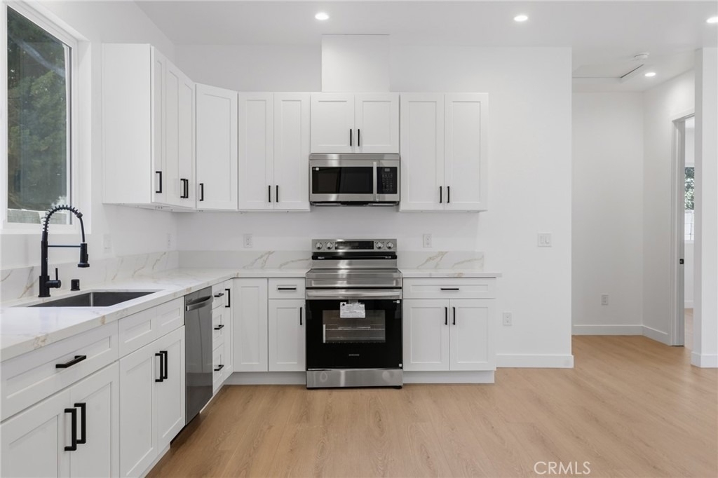7645 Melvin Avenue - Photo 7