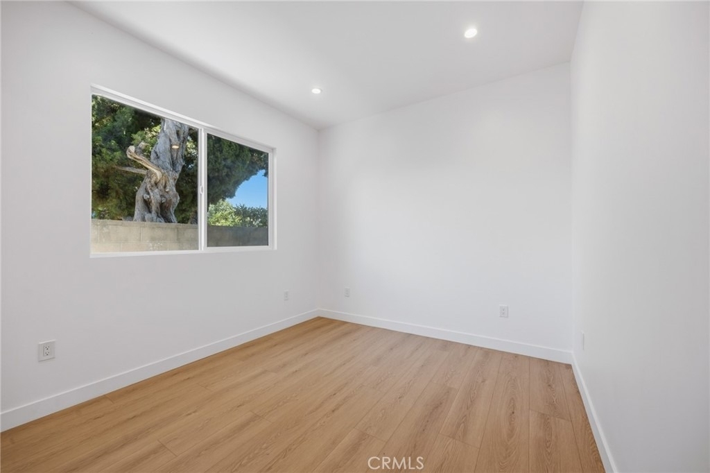 7645 Melvin Avenue - Photo 8