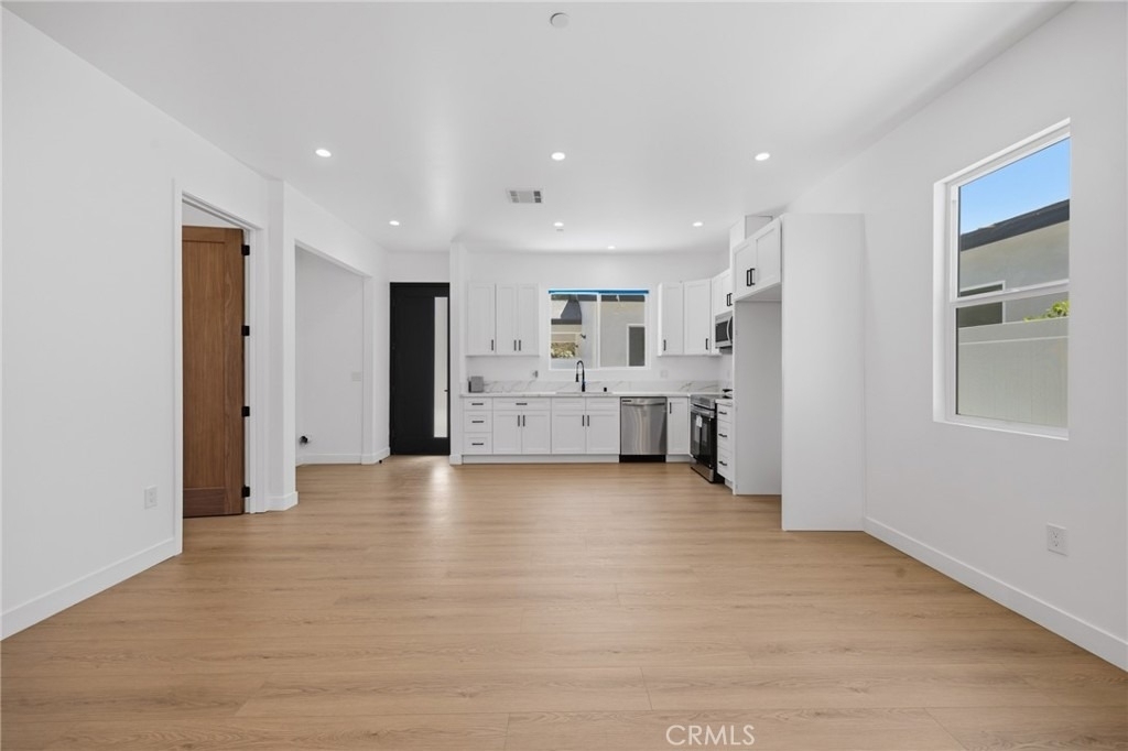 7649 Melvin Avenue - Photo 6