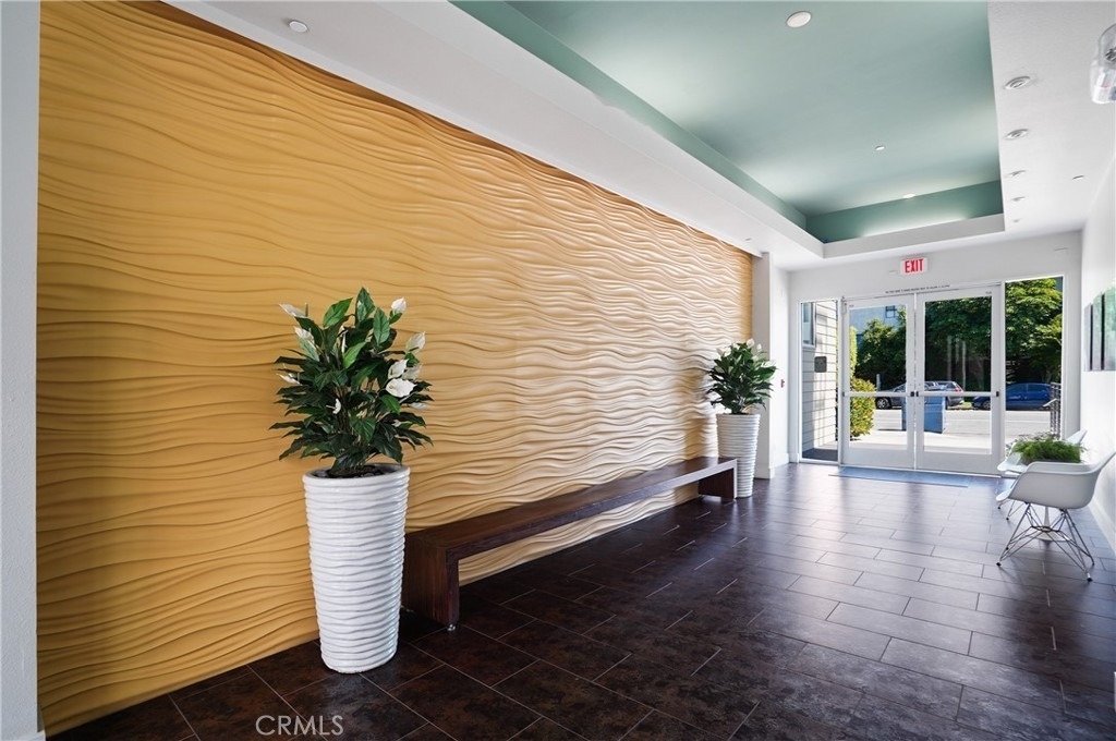 12837 Moorpark Street - Photo 21