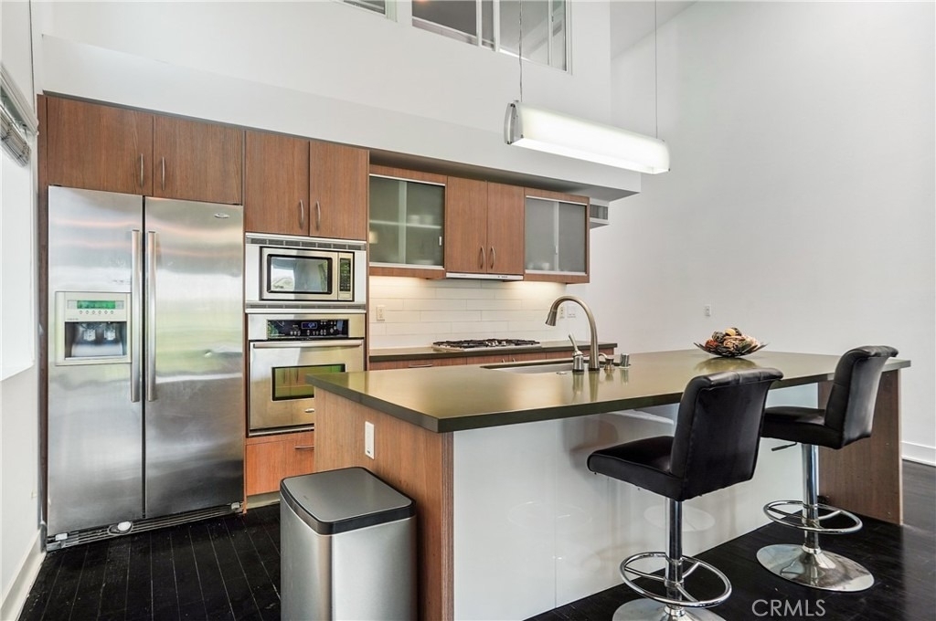 12837 Moorpark Street - Photo 8