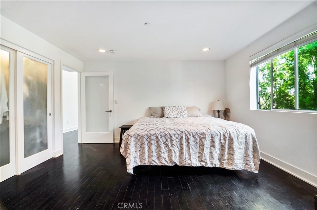 12837 Moorpark Street - Photo 12