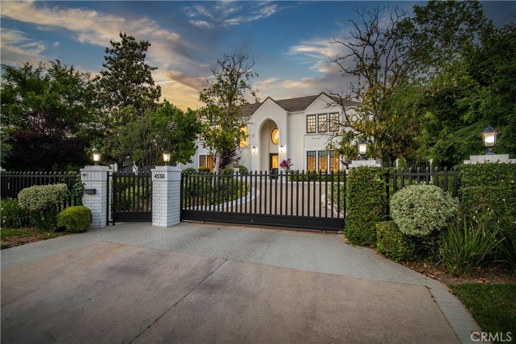 4550 Encino Avenue - Photo 1