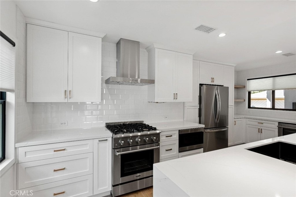 13355 Debby St - Photo 4
