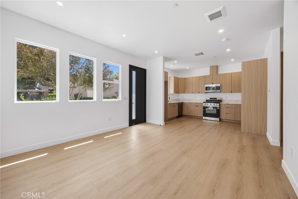 7647 Melvin Avenue - Photo 7