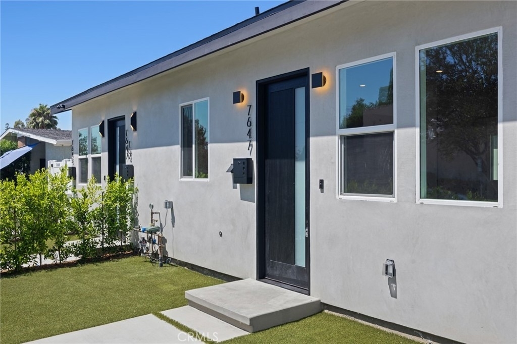 7647 Melvin Avenue - Photo 4
