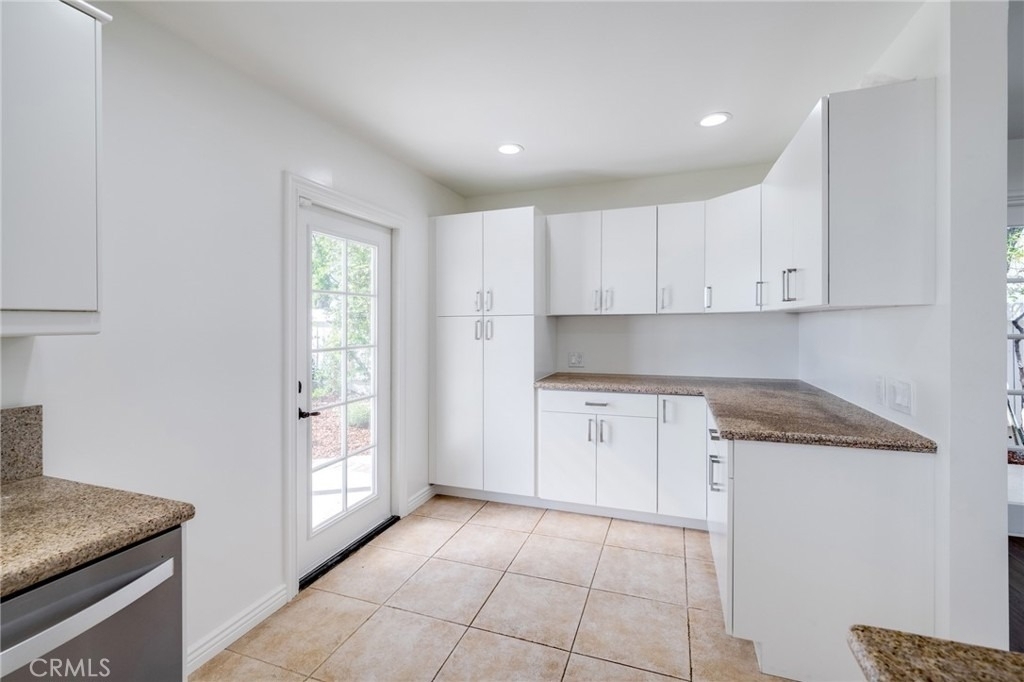 7126 Atheling Way - Photo 4