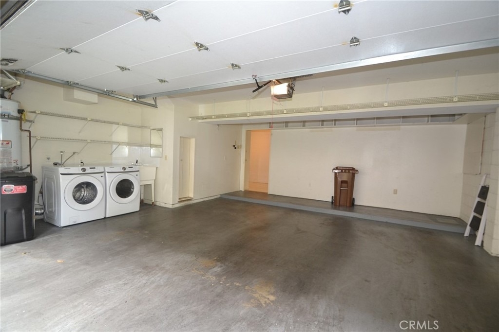 2595 Plaza Del Amo - Photo 18