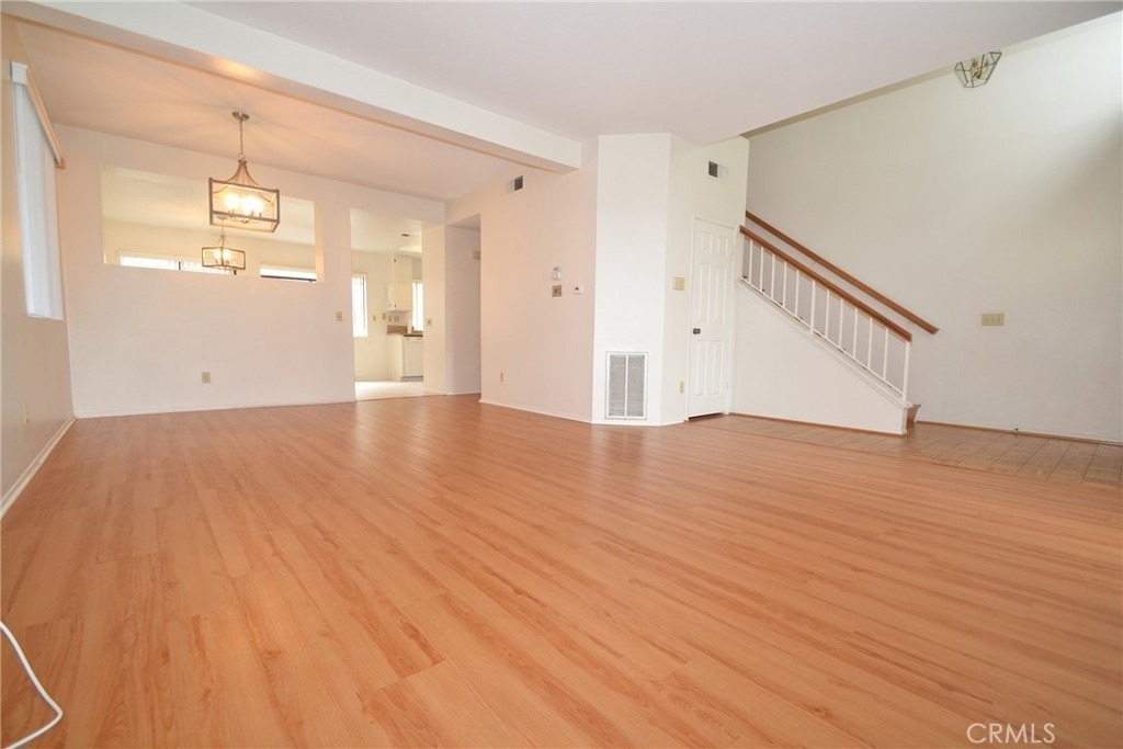 2595 Plaza Del Amo - Photo 3