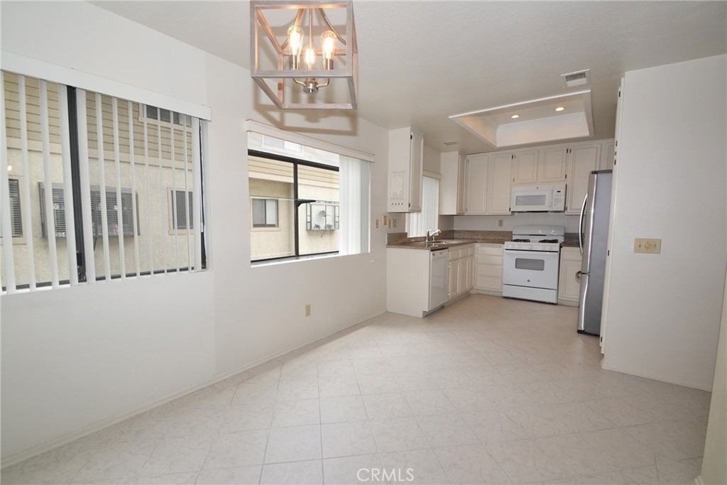 2595 Plaza Del Amo - Photo 6