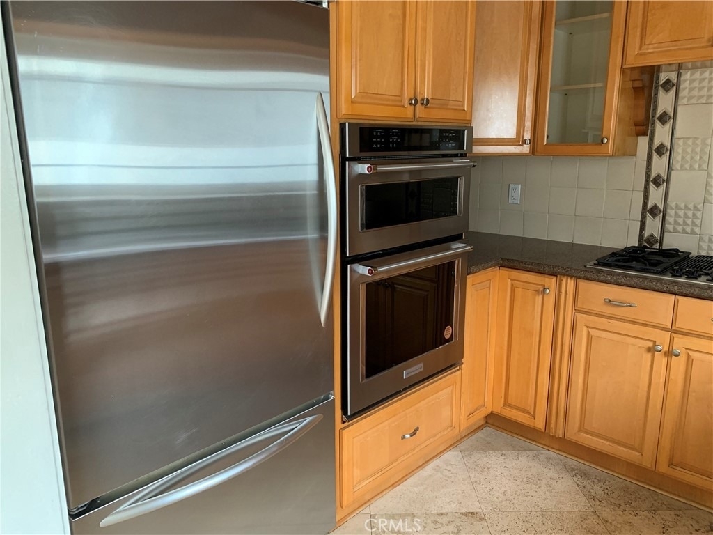 425 S Catalina Avenue - Photo 0