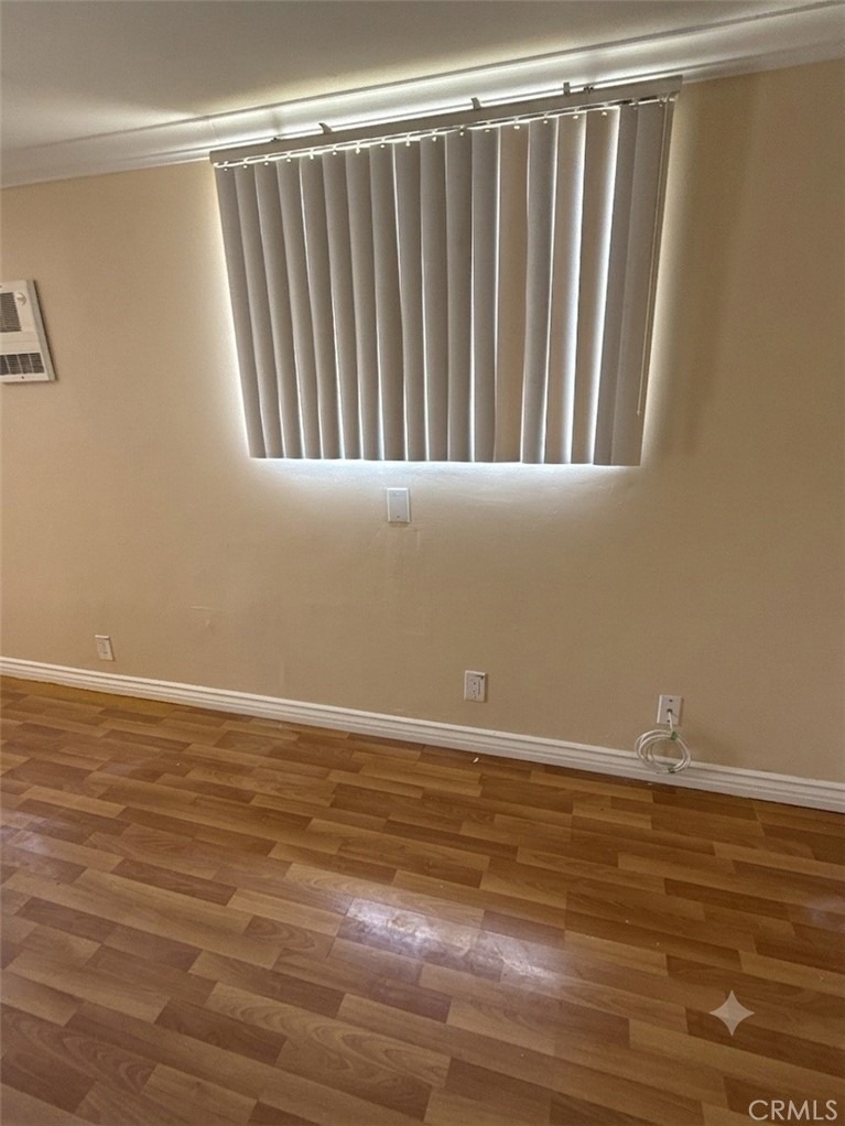 14823 Longworth Avenue - Photo 3