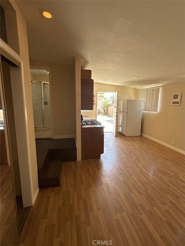 14823 Longworth Avenue - Photo 1