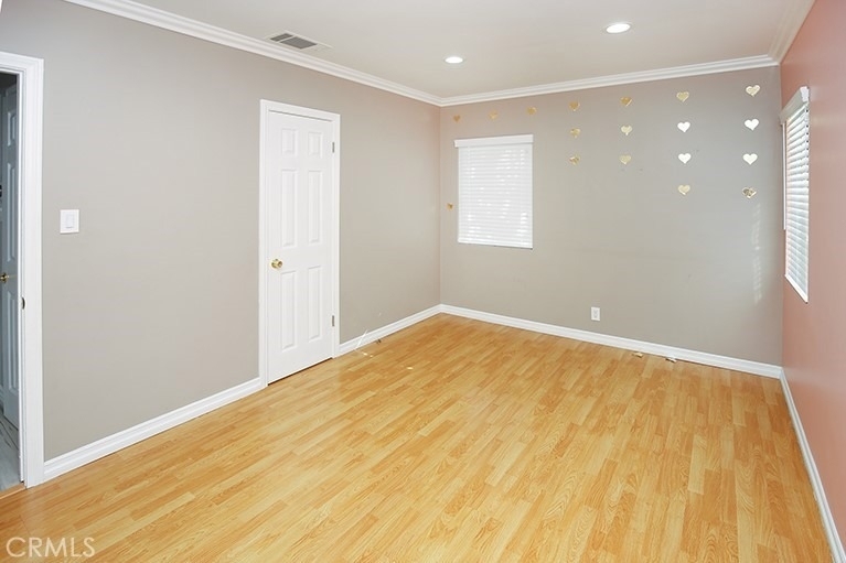 7400 Blewett - Photo 12