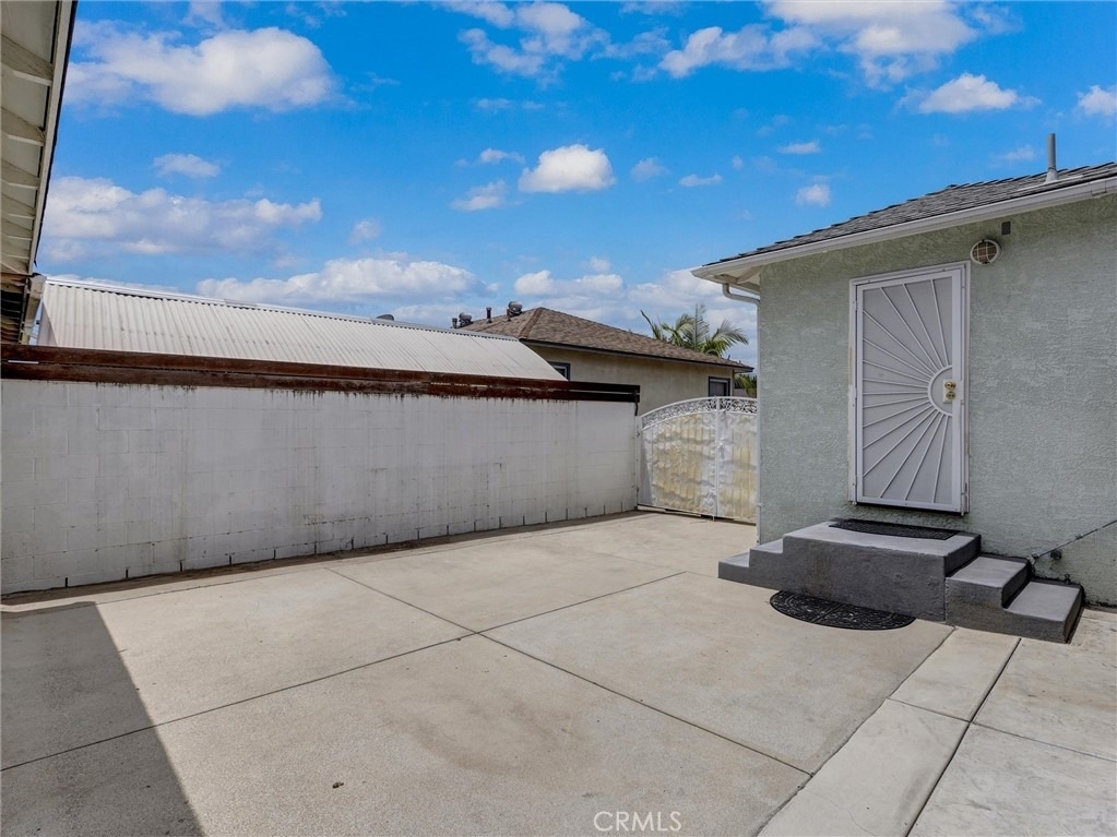 4350 Carfax - Photo 4
