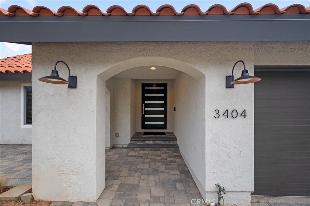 3404 Hightide Drive - Photo 2