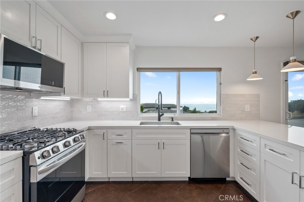 3404 Hightide Drive - Photo 14