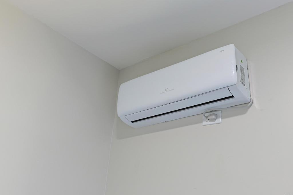 142 L - Photo 12