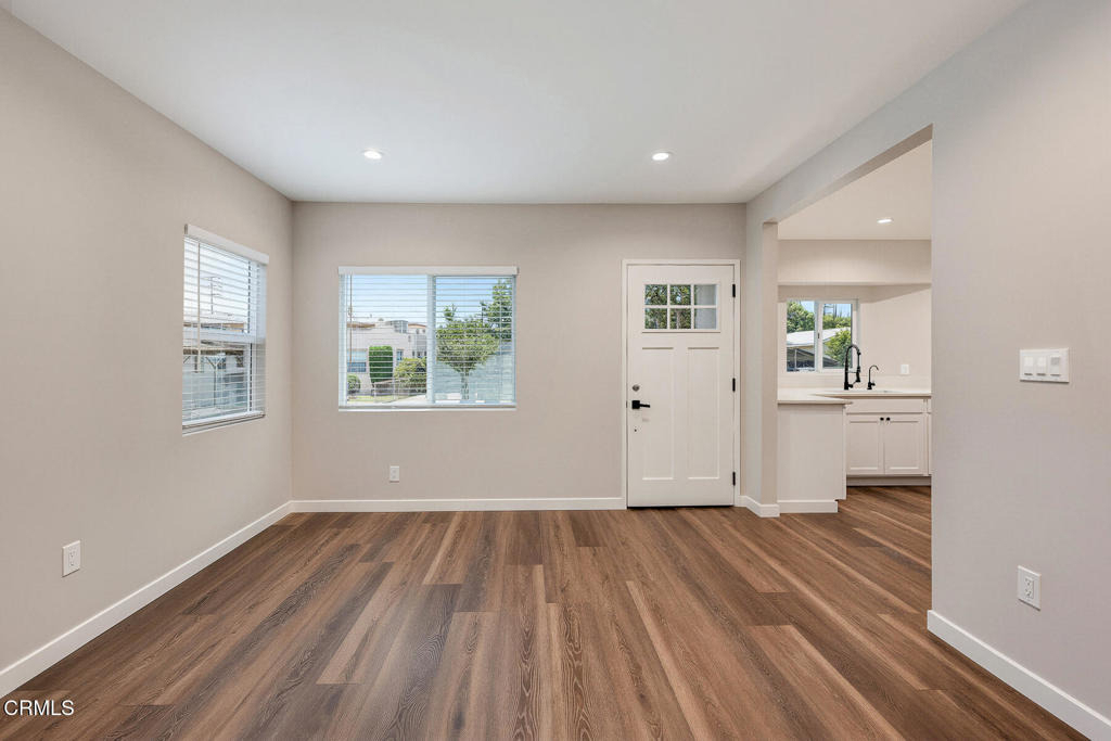 4419 Corliss Street - Photo 2