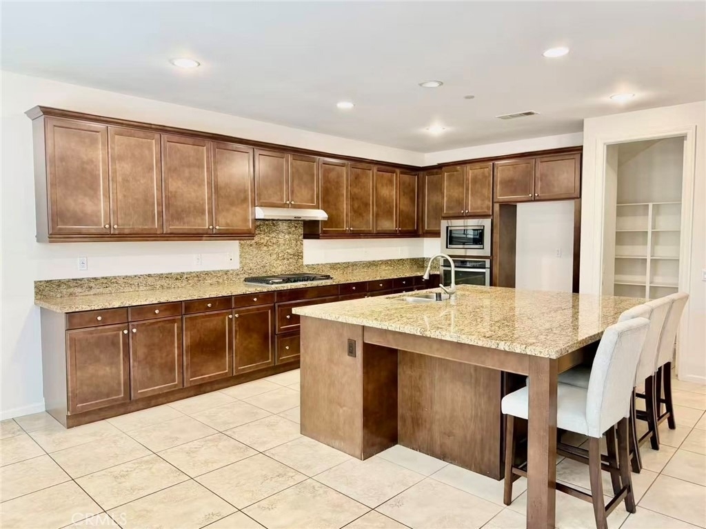 2746 E Wickford Street - Photo 8