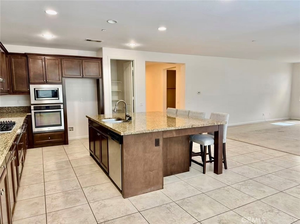 2746 E Wickford Street - Photo 7