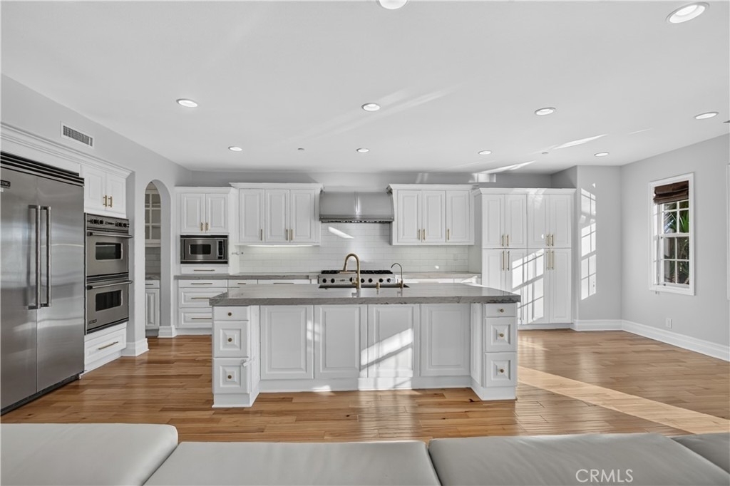 19 Bell Pasture Road - Photo 2